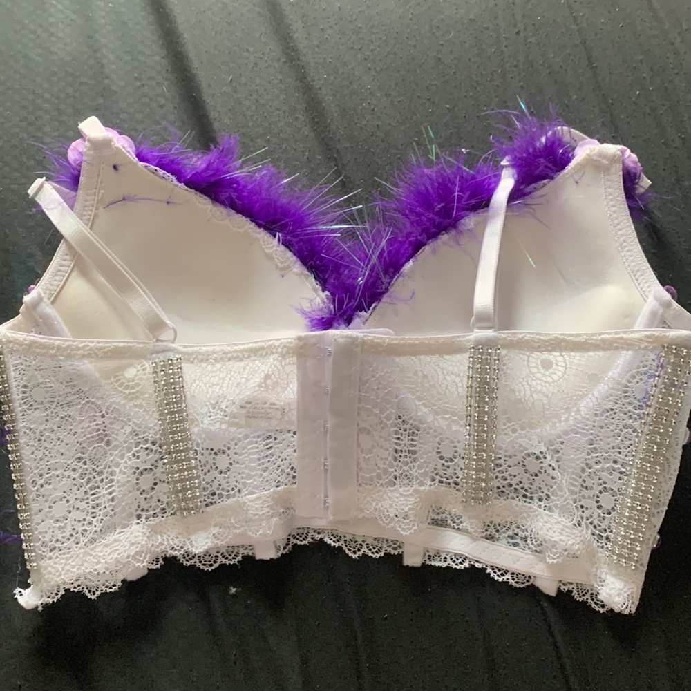 Custom top - Picture 2 of 2